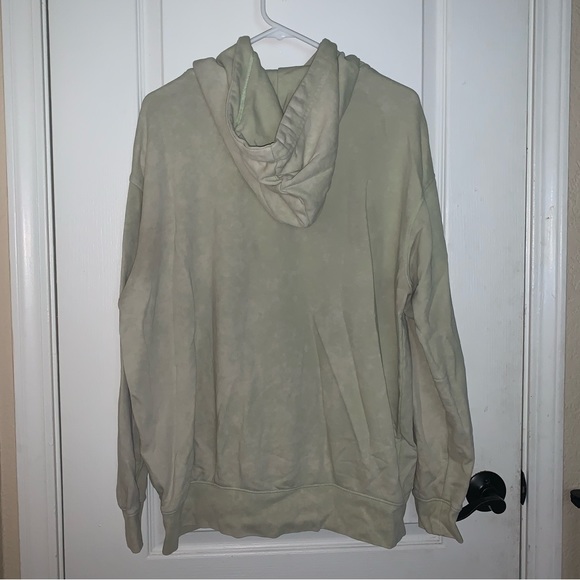 Nike Women’s Light Green Hoodie - Size Medium - Picture 4 of 7